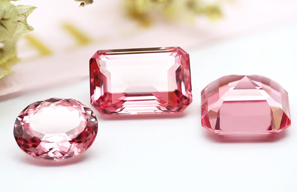 Как самому вырастить драгоценный камень: возможно ли это и стоит ли заниматься таким процессом