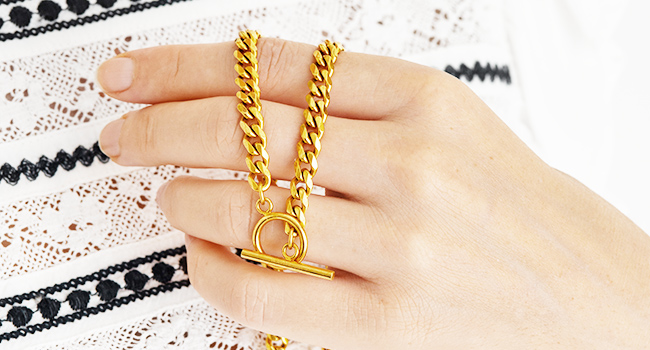 Как заряжать ювелирные изделия своей позитивной энергией