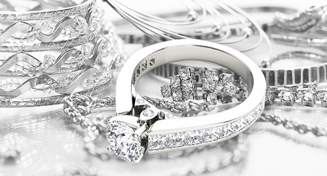 Как очистить чужую энергетику серебра от негатива