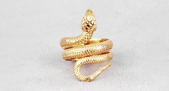 Как отполировать золото от царапин дома самому