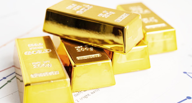 Как правильно инвестировать в золото и где его покупать