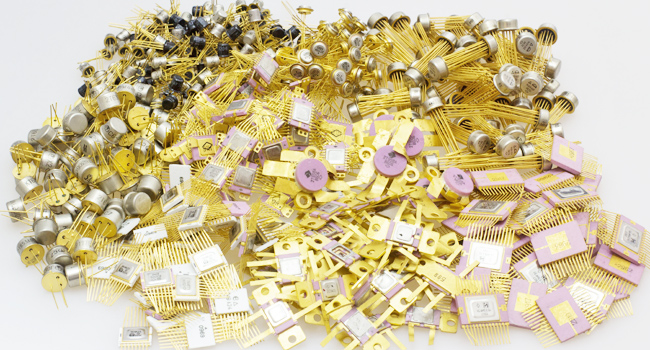 Как извлечь золото из техники и радиодеталей дома