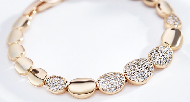 Как отполировать золото от царапин дома самому