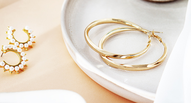 Как заряжать ювелирные изделия своей позитивной энергией